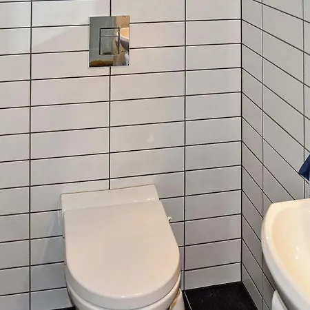 Sleeps 6 Wifi Karvåg